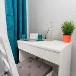 Grey House بيت شباب *