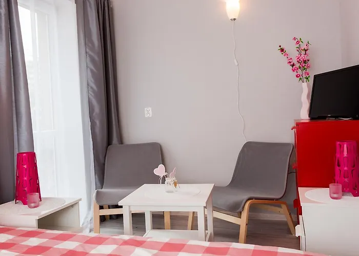 Grey House Хостел Вроцлав