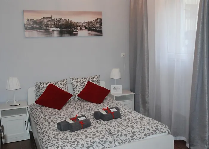 Grey House Вроцлав